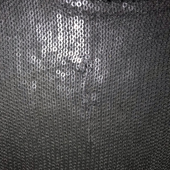 Woman’s dressy tank - Picture 2 of 3